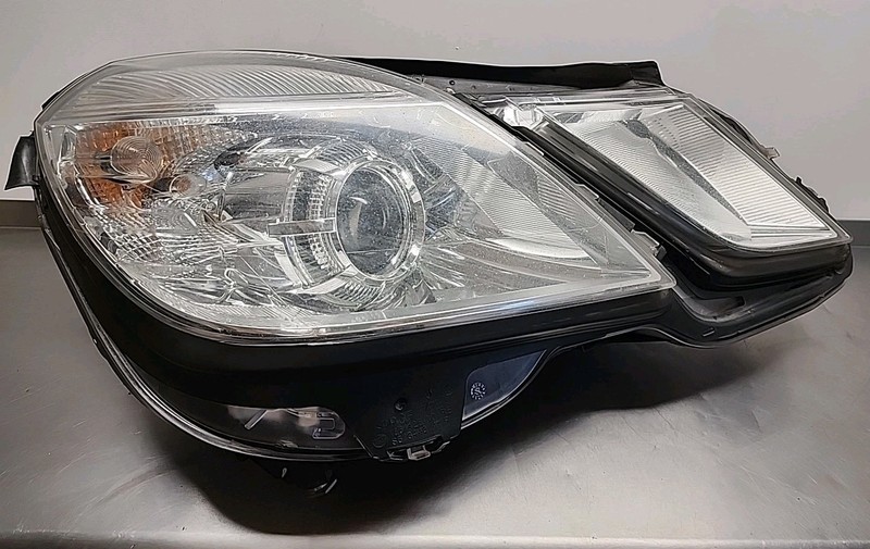 2010 - 2013 Mercedes E350 E550 Right Headlight SEDAN Halogen OE RH SDN 2012 2011