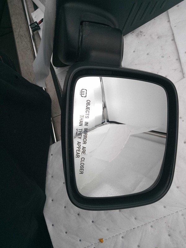 2002 Jeep Liberty Right Door Mirror Assembly Red OEM 118555 91K Miles