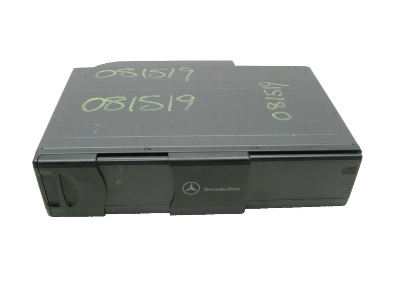 03-09 Mercedes W203 W209 CD Disc Changer Player Reader W/OUT magazine 081519