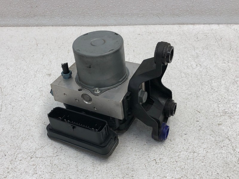 2018 2019 2020 Audi Q5 ABS Anti Lock Brake Pump Module Unit 1549 OEM