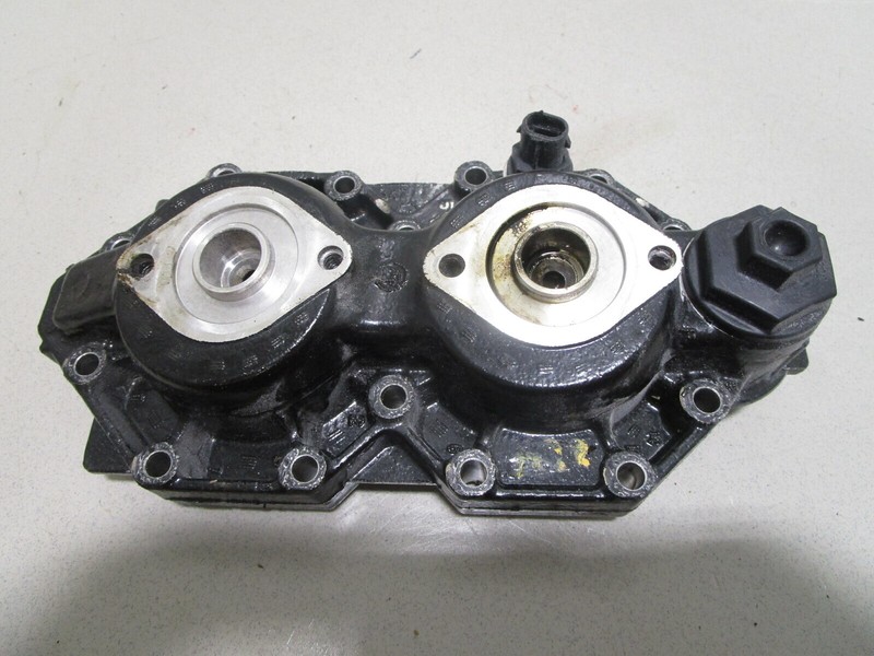 5001480 OMC Evinrude Johnson Outboard 90 HP V4 Cylinder Head Port Left
