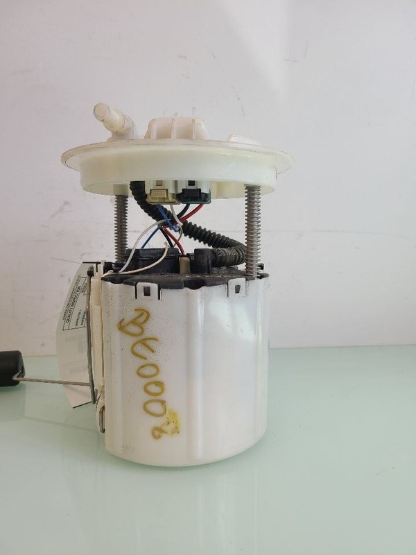 Fuel Pump Assembly 3.6L Fits 10-15 CAMARO 579145