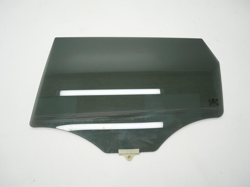 2014-2019 Kia Soul Rear Left LH Driver Side Door Window Glass OEM
