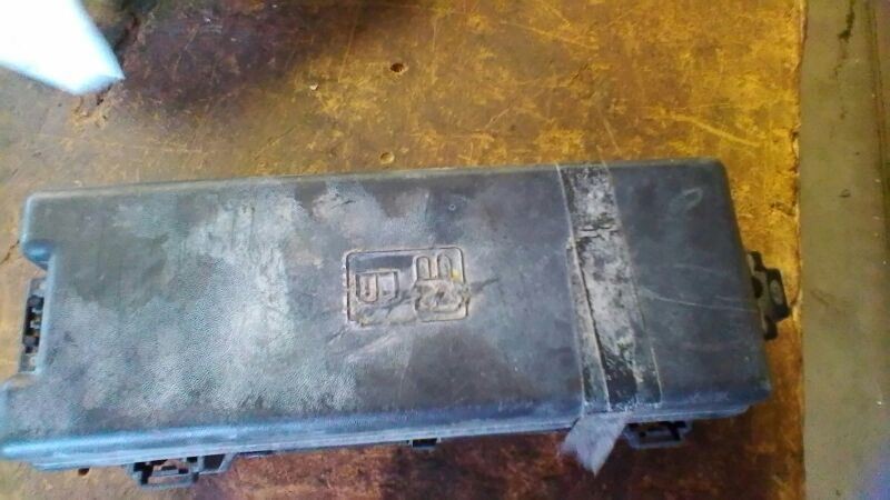 Fuse Box Engine Fits 08-10 FORD F250SD PICKUP 107499