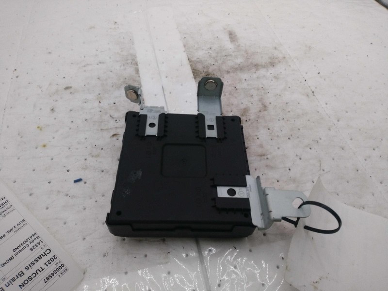 2021 Hyundai Tucson Body Control Module OEM 95410D3AN0 Black 50K Miles