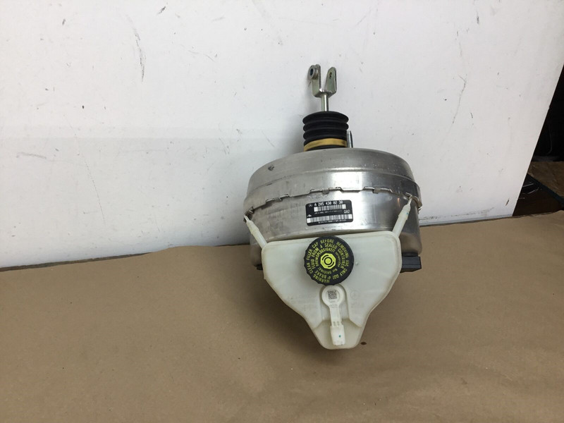 Mercedes C63 S W205 2015 Power Brake Booster Master Cylinder 15-20 :A