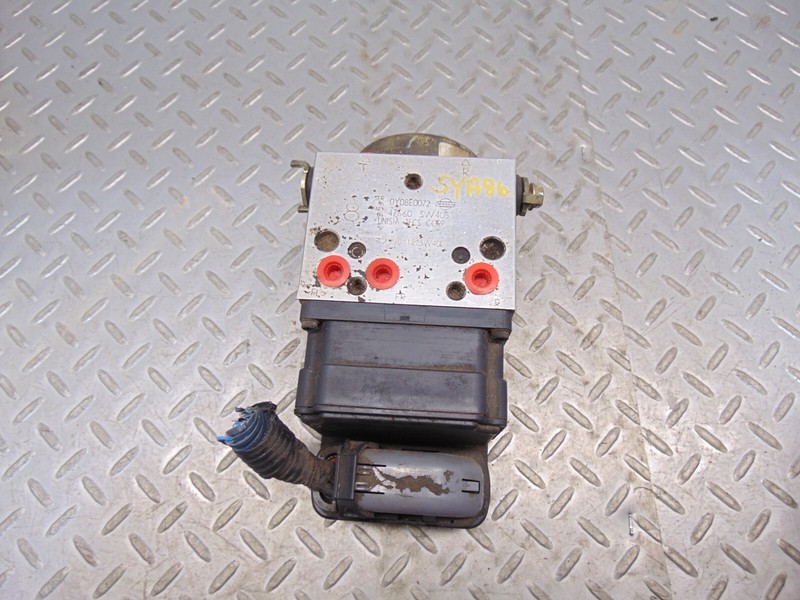2001 Infiniti QX4 Anti-Lock Brake Part Pump From 8/00 OEM