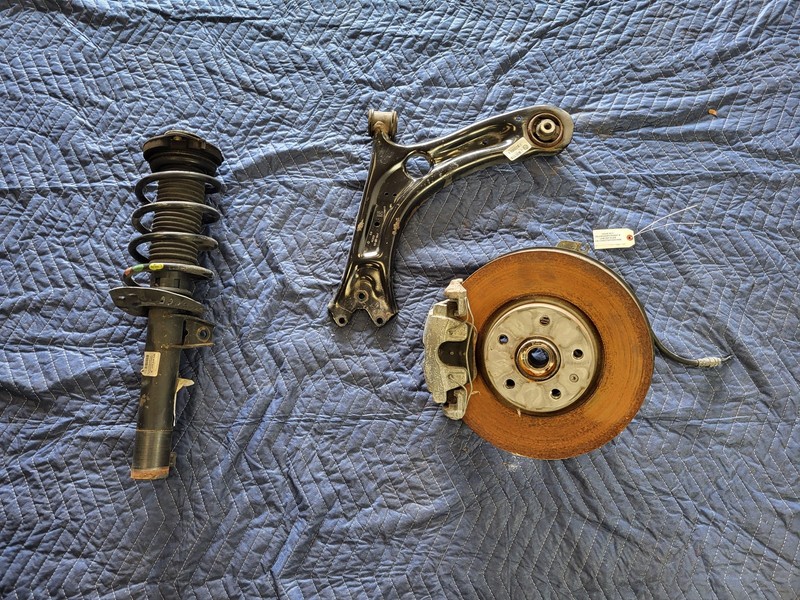 Used Oem Volkswagen Left Driver Front Suspension Knee for 2012-2020 Passat 1.8L