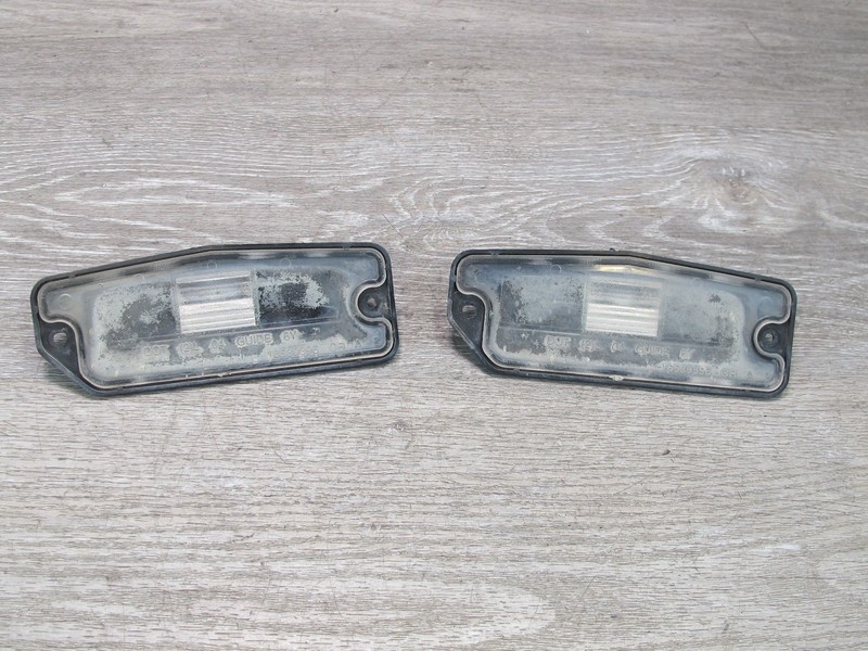 2004-2009 CADILLAC XLR REAR LICENSE PLATE LIGHT LAMP SET OF 2