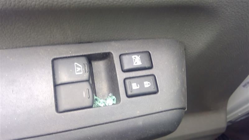 NV15002021 Front Door Switch 1462468