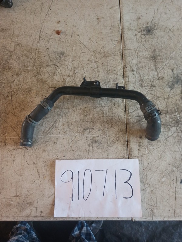 2006-2010 AUDI A4 2.0T FSI SOLID COOLANT PIPE OEM
