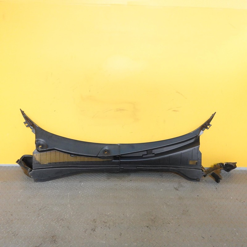 2023-2025 DODGE HORNET WINDSHIELD WIPER COWL COVER PANEL GRILLE OEM 156158732