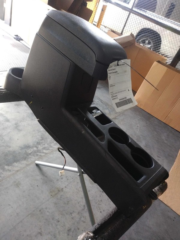 2016 Jeep Patriot Center Console LID White OEM 1JM51DK2AD 103K Miles