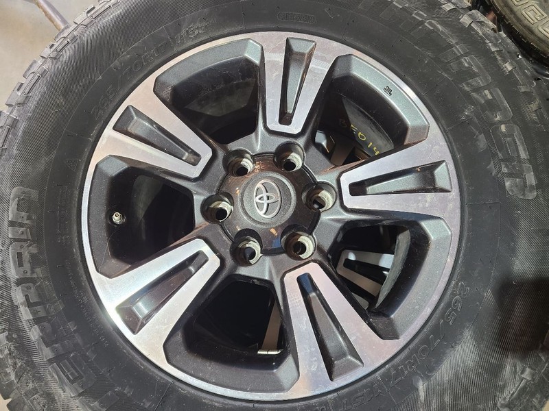 Wheel 17x7-1/2 Alloy 5 Spoke Fits 16-19 TACOMA 587668