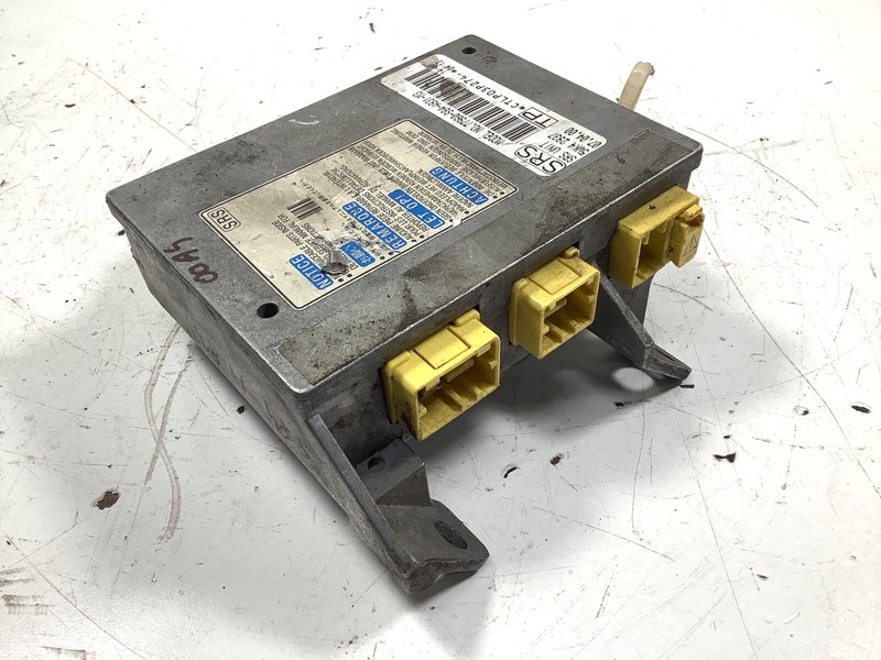 2000 Honda Accord 4D Computer Module 77960-S84-A931-M3 OEM