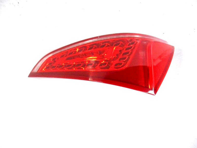 Audi Q5 Gate Mounted Tail Light Lamp Passenger Right OEM 2009-2012