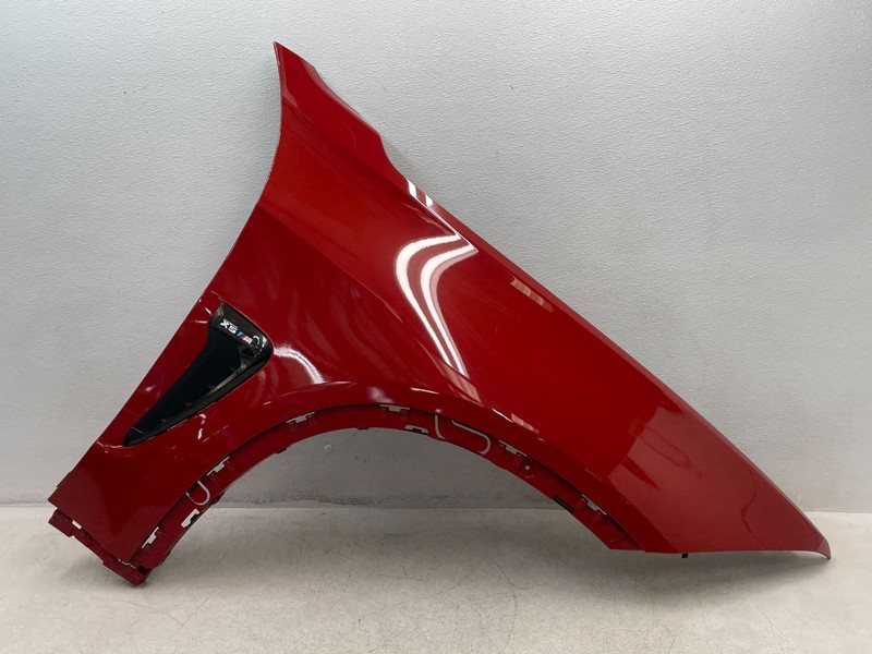 15 16 17 18 BMW X5 M F85 Right Passenger Fender Shell Cover Panel Red 1621 OEM