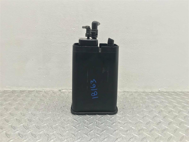 2004 VOLVO 80 SERIES FUEL VAPOR CANISTER OEM