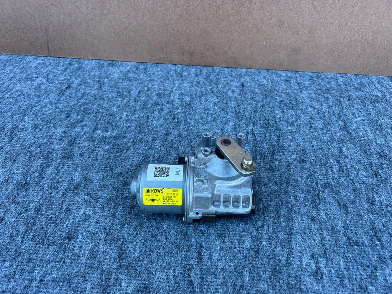 GENESIS GV70 2022-2026 OEM FRONT WINDSHIELD WIPER MOTOR UNIT ASSY 98100-AR000