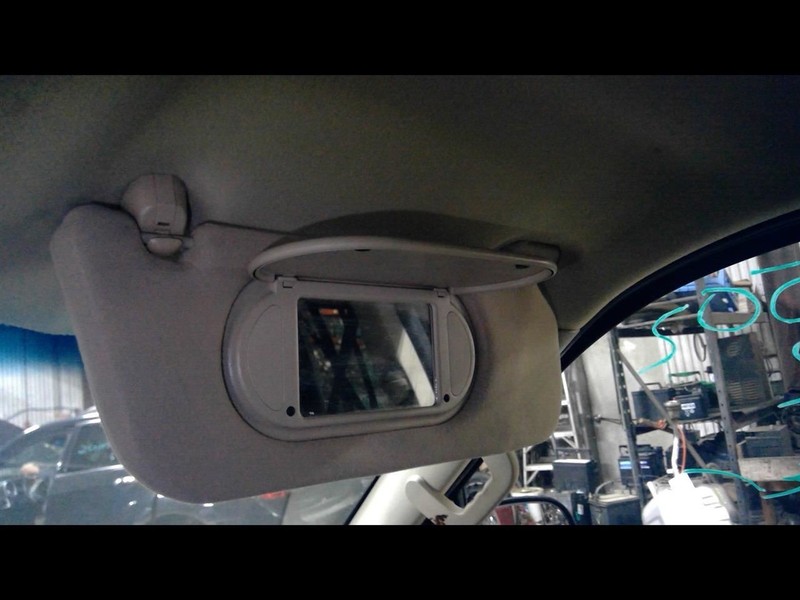 Passenger Sun Visor 4 Door With Illumination Fits 01-05 EXPLORER 1705849