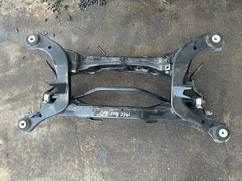 18-20 Mitsubishi Eclipse Cross AWD REAR SUBFRAME CROSSMEMBER K FRAME OEM