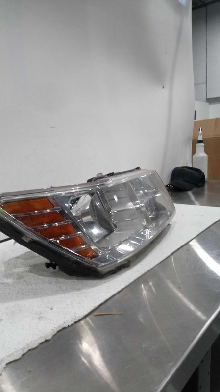 2014 Dodge Journey Right Headlight Assembly - Used, White, 113K Miles