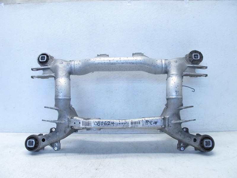 04-10 BMW E63 650i 645Ci SUSPENSION CROSSMEMBER SUBFRAME REAR OEM 080624