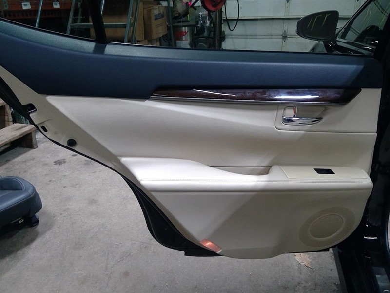 ES350 2014 Driver Left Rear Door Trim Panel Rear 1764309
