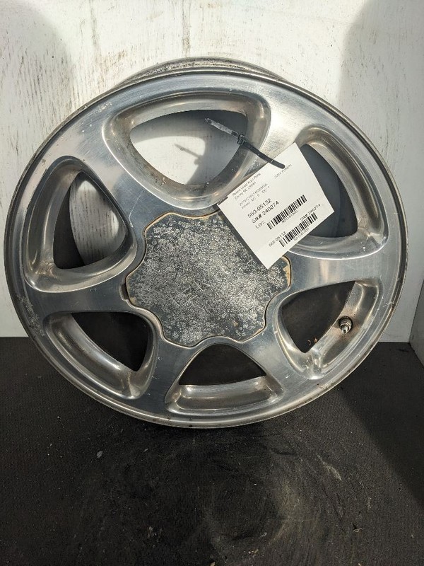 Wheel Classic Style Creased Door Skin 17x7-1/2 Fits 02-07 SIERRA DENALI 1181300