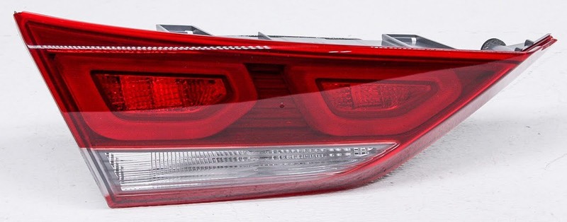 OEM Hyundai Elantra Sedan (2.0L) Left Driver Side LED Tail Lamp Lens Chipped
