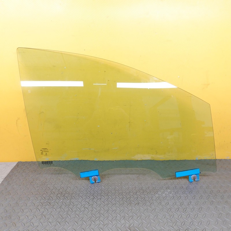 2017-2024 CHRYSLER PACIFICA FRONT RIGHT SIDE DOOR WINDOW GLASS OEM 68231940AA