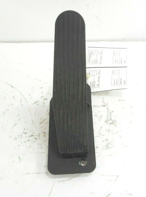 06 Maserati Quattroporte M139 Gas Acceleration Accelerator Foot Pedal OEM