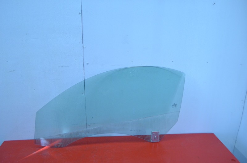 05-11 MERCEDES R171 SLK280 LEFT DRIVER SIDE DOOR WINDOW GLASS OEM