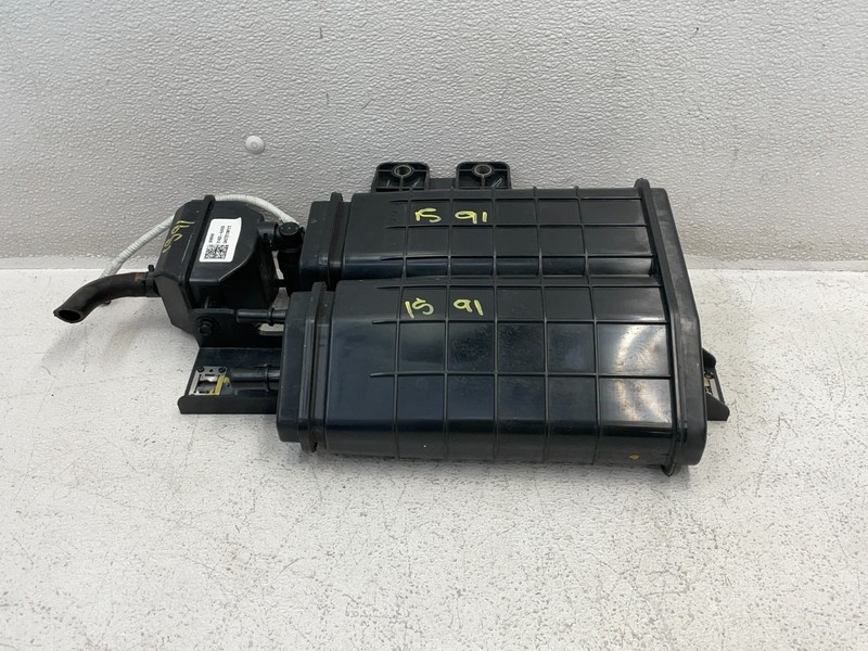 2025 Kia K4 Fuel Vapor Charcoal Canister Tank Unit 2.0L 1591 OEM
