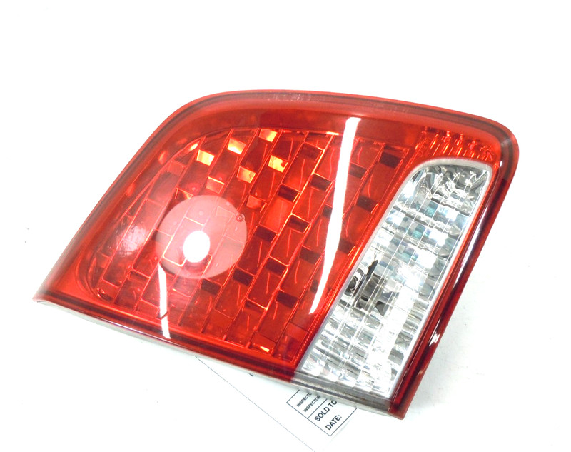 2011-2013 Kia Sorento Trunk Deck Lid Tail Light Driver Left LH OEM
