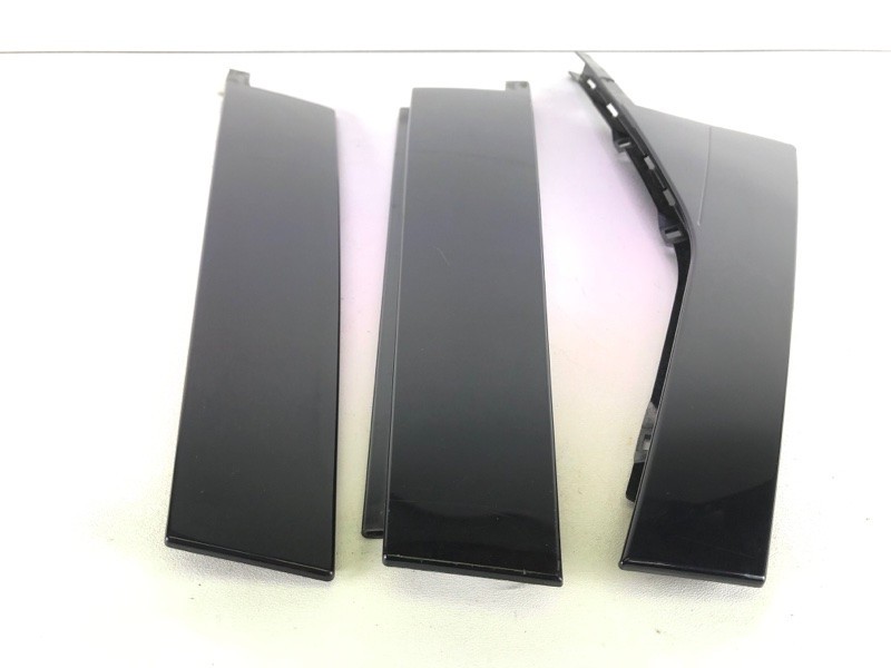VW Touareg 2011-2018 OEM Right Passenger RH Side Outer Door Pillar Trim Set