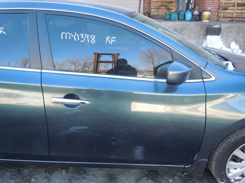 2013-2019 Nissan Sentra Front Door Assembly Passenger Right RH Electric OEM RAQ