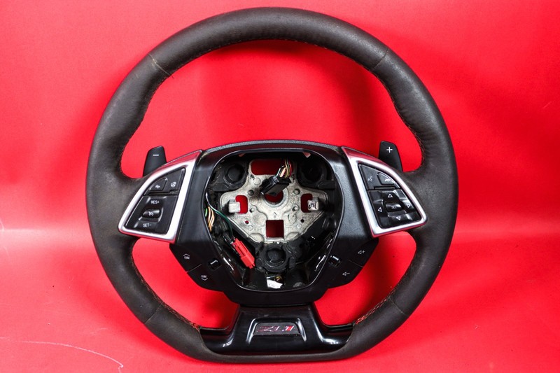 2016–2024 Camaro ZL1 Steering Wheel Automatic OEM 84568410 *USED*
