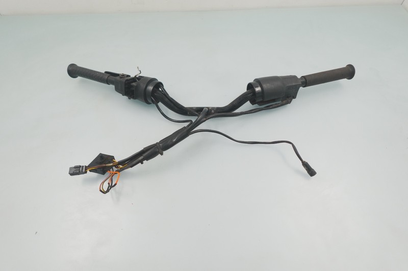 2002 Ski-Doo Legend Grand Touring 500/600/700/800 OEM Handlebar Ass'y