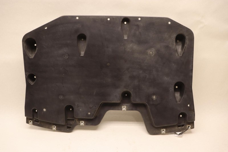 2014-2020 MASERATI QUATTROPORTE SQ4 REAR UNDERBODY SPLASH GUARD SHIELD COVER OEM
