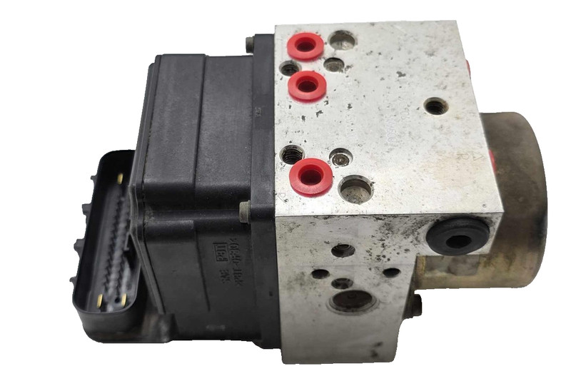 Infiniti QX4 4X4 ABS Anti Lock Brake Pump Assembly 2002 P/N 476605W500