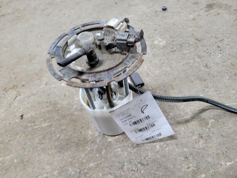 Fuel Pump Assembly In Tank 3.6L AWD Fits 13-19 XTS 1629810