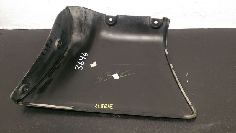 01-06 GMC Denali Left Driver Lower Quarter Molding Black OEM 88980830