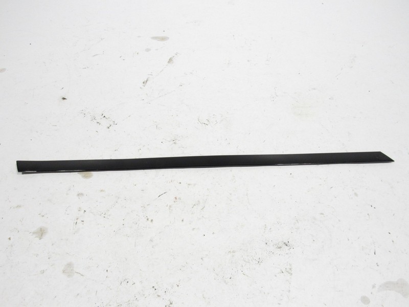14-17 Land Range Rover 2016 L405 Rear Left Quarter Glass Upper Window Molding ;Y