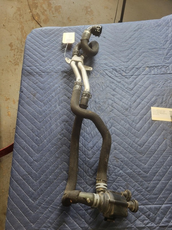 Used Oem Audi Heater Coolant Water Hose Tube Pipe for 2020-2023 SQ8 4.0L AWD