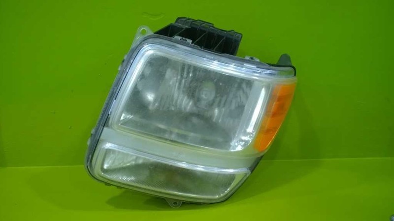 07 08 09 10 11 NITRO DRIVER LEFT HEADLIGHT LAMP OEM 3188-46