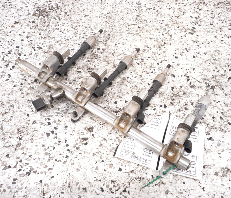 2019 19 Alfa Romeo Fuel Injection Rail W/ Injectors OEM 50052930