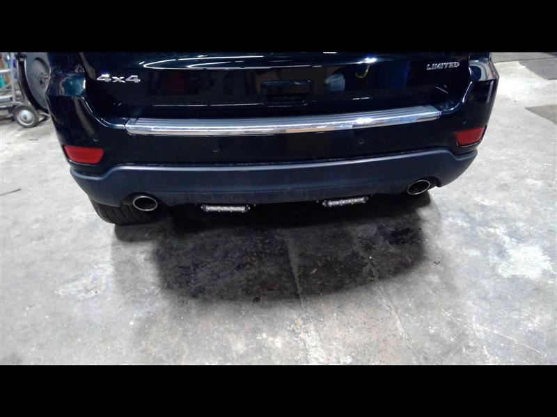 Rear Bumper Limited Without Trailer Hitch Green Fits 11-15 GRAND CHEROKEE 755177