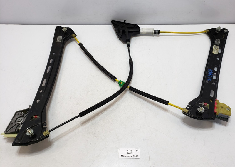 ✅ 2017-2023 OEM Mercedes C300 A205 Front Right Passenger Door Window Regulator