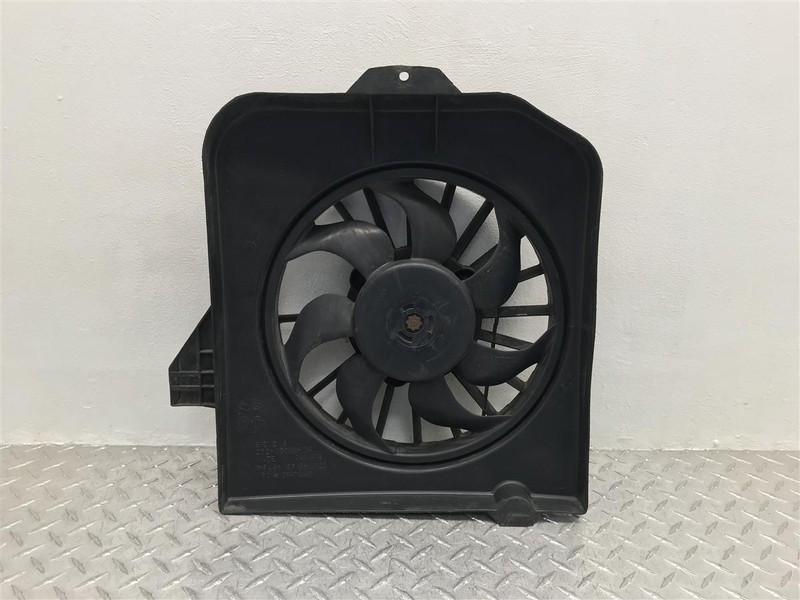 OEM 2001 - 2005 GRAND CARAVAN 3.3L PASSENGER RADIATOR FAN ASSEMBLY 04809170AC